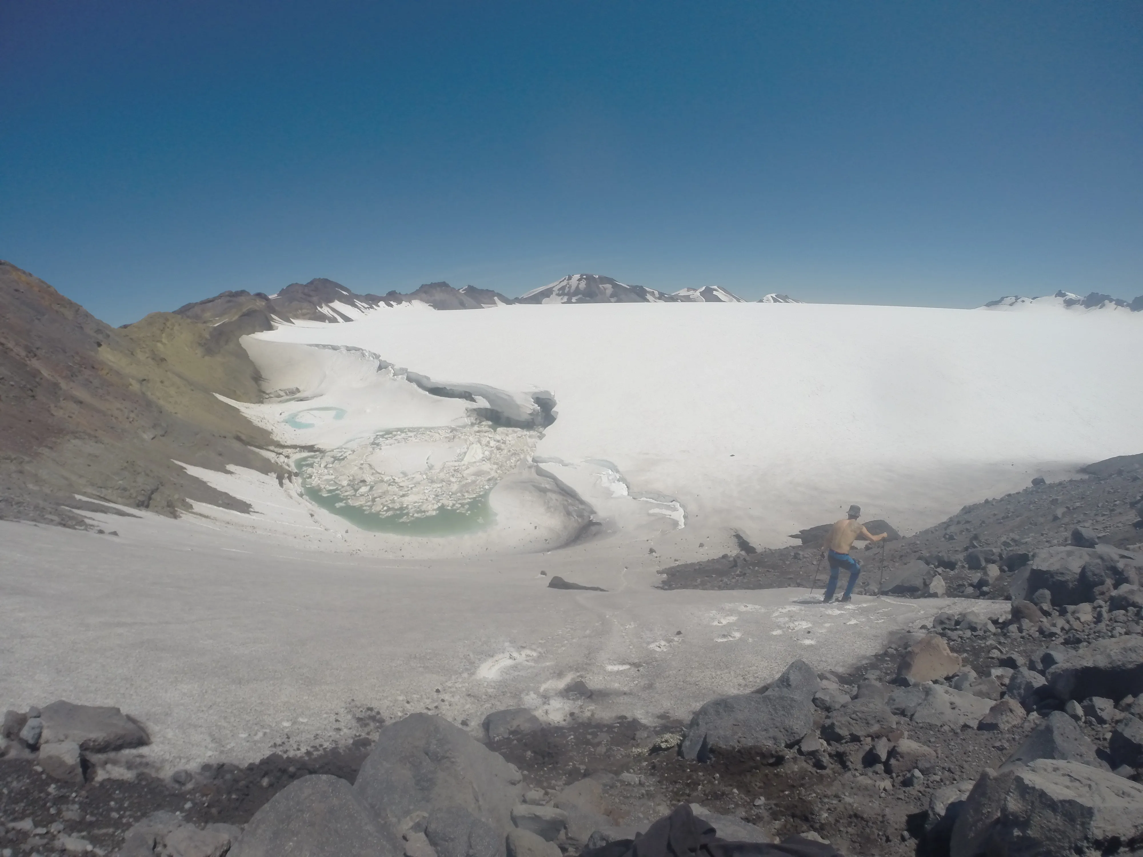 Sollipulli volcano glacier traverse, La Araucanía, Chile — 4